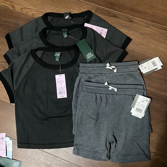 NWT 3 Wild Fable XS short sleeve shirts with 2 Size 2T Grayson mini shor… - Picture 14 of 14